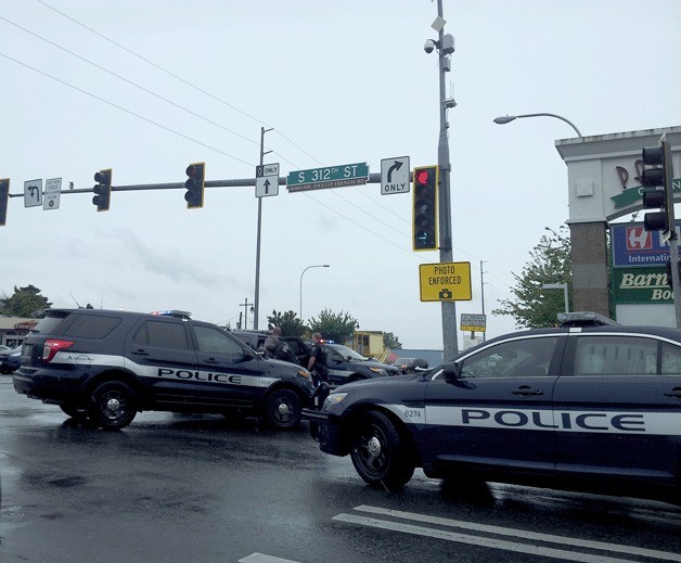 Police draw guns on shoplifter Federal Way Police Blotter Federal