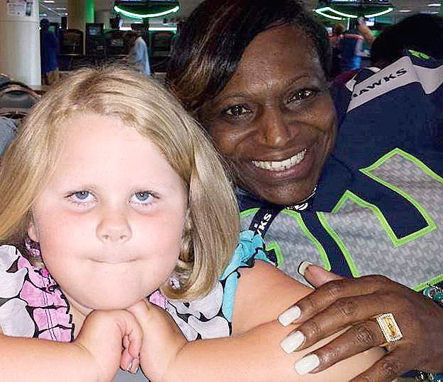 Kaylin 'KK' Burns (left) — a soon-to-be kindergartener who has been battling hemangioma tumors since birth — and Momma Lynch