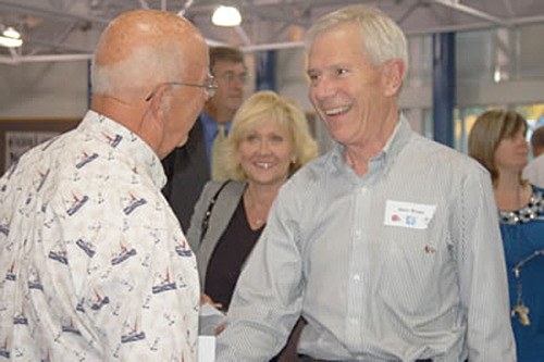 Longtime Federal Way High School coach and teacher