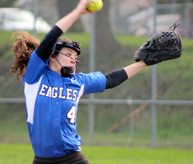 Junior Jaclyn Gillis pitched a complete game and struck out seven batters.