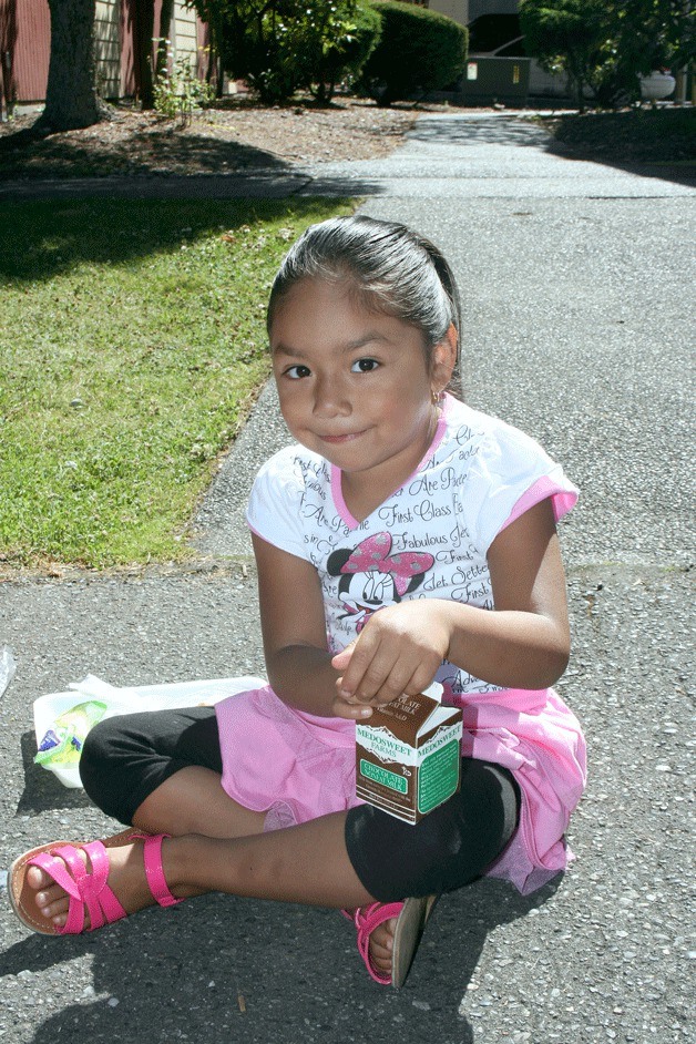 Federal Way Public School's summer meal program offers kids two ounces of whole grains