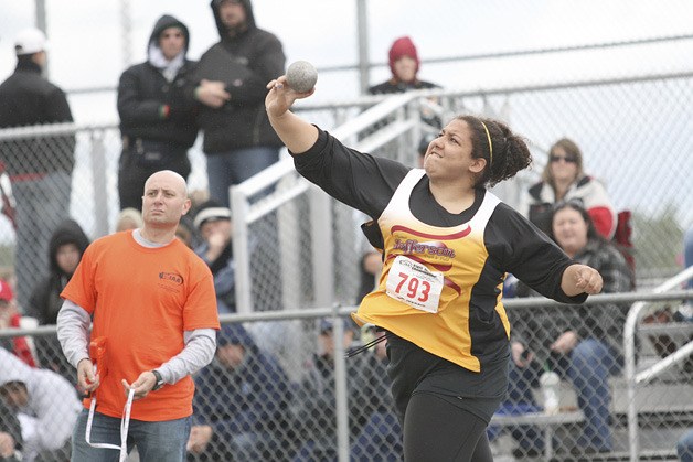 Adams wins another 4A state shot put title | Track and field results