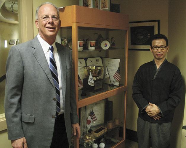 Dongjin CEO Chang-young Lee met with Federal Way Mayor Skip Priest on Aug. 4 at City Hall.