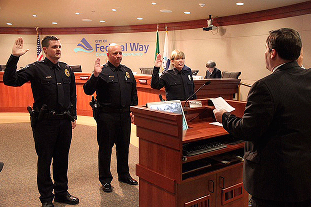 New Federal Way police officers sworn in