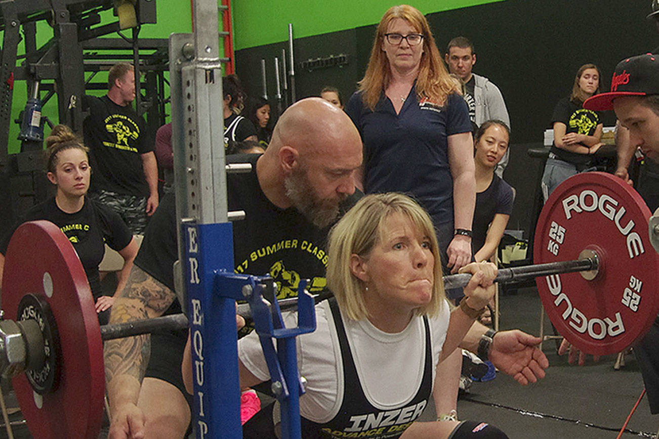 Esbenshade sets state squat record at ripe age of 58