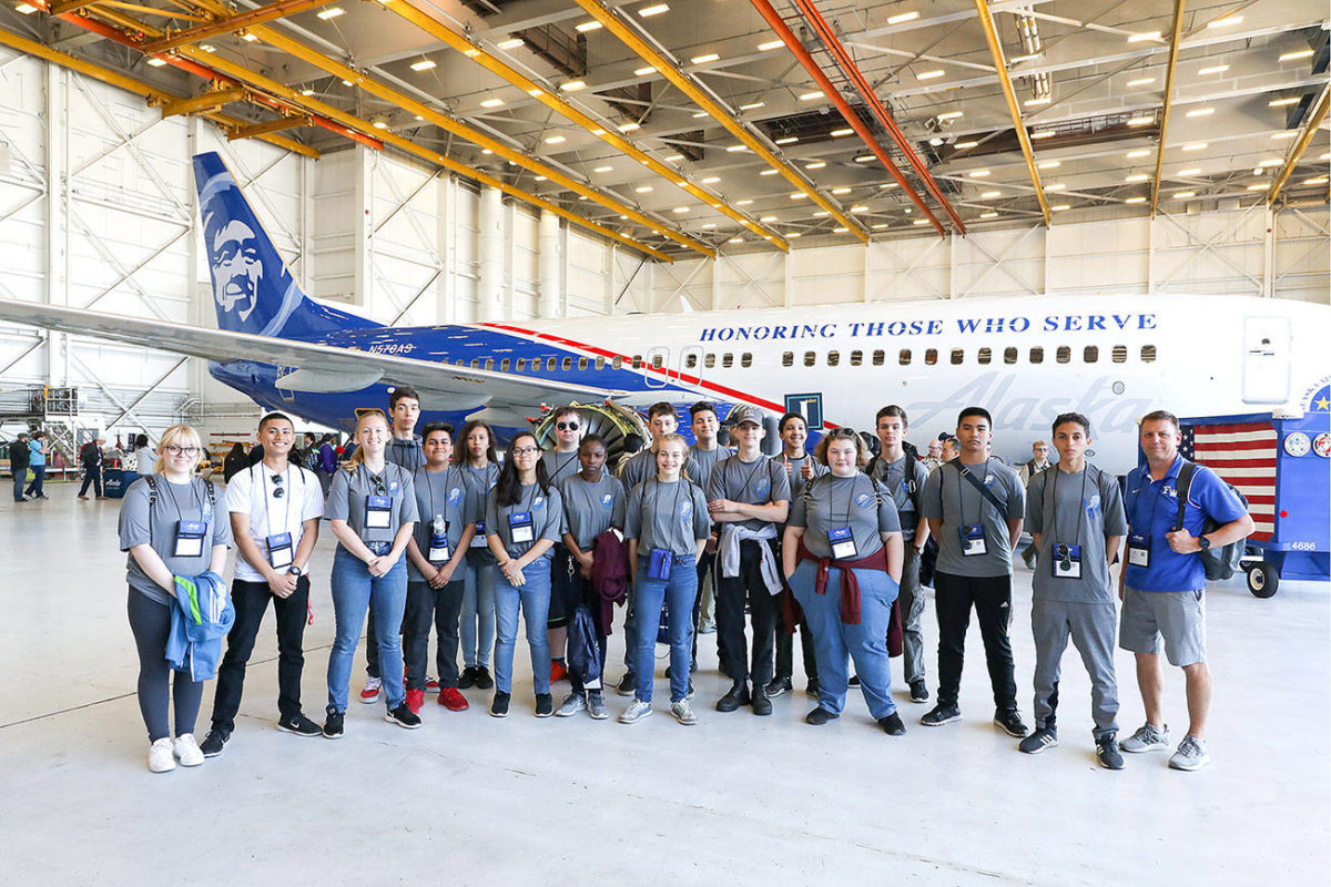 Federal Way scholars attend Alaska Airlines Aviation Day, explore