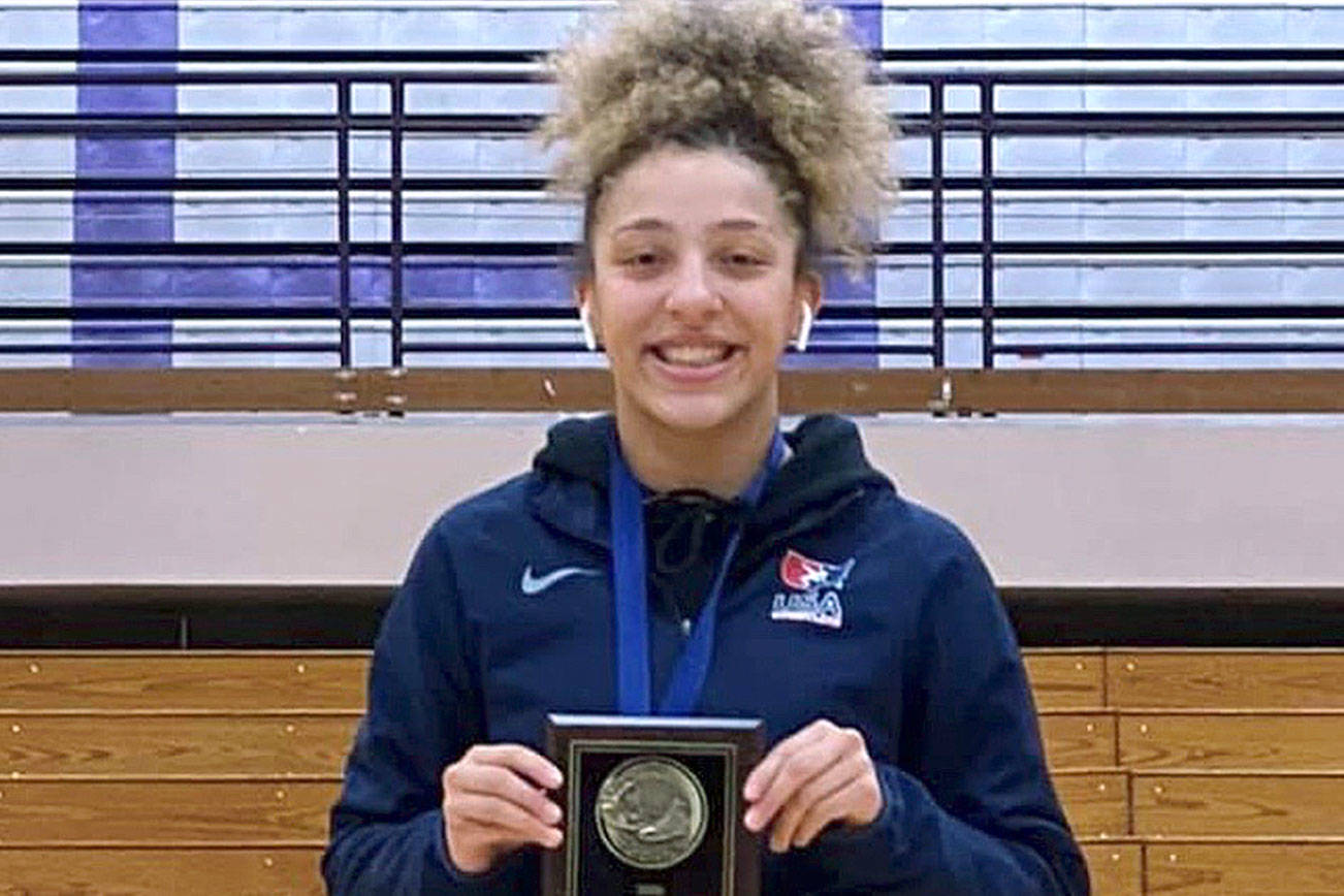 Federal Way Mirror Female Athlete of the Week for Feb. 21: London Houston