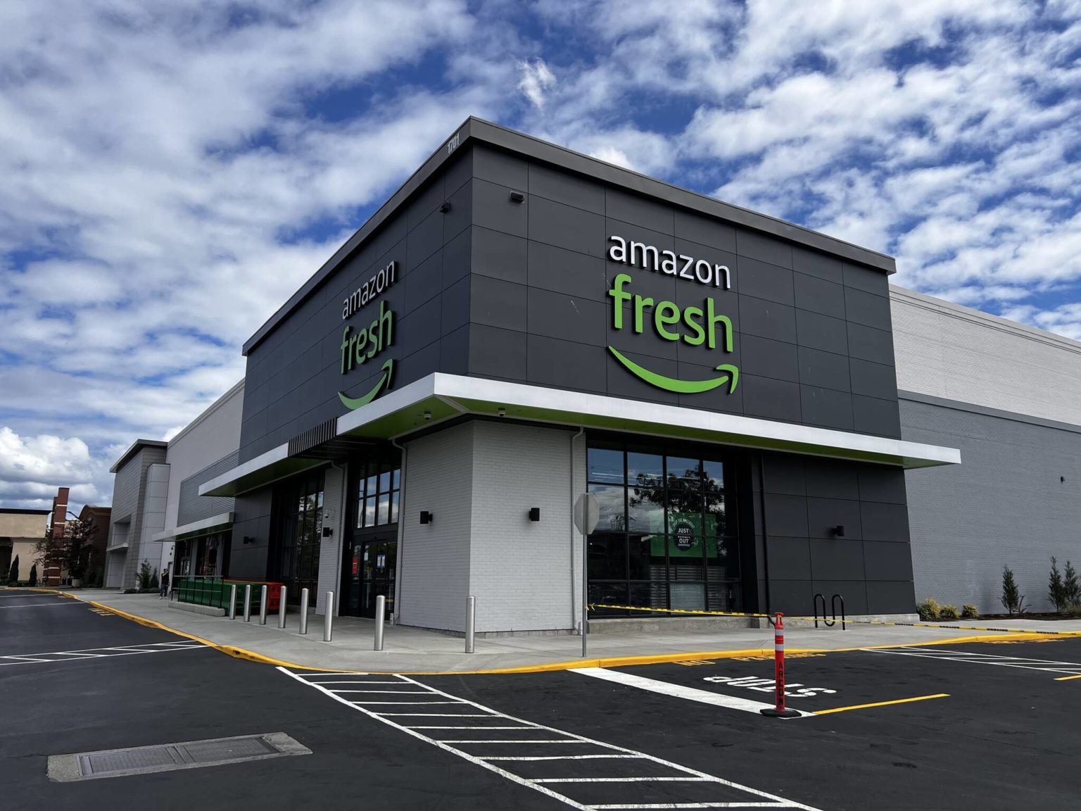 Amazon Fresh Grocery Store In Federal Way To Open Aug. 11 | Federal Way ...