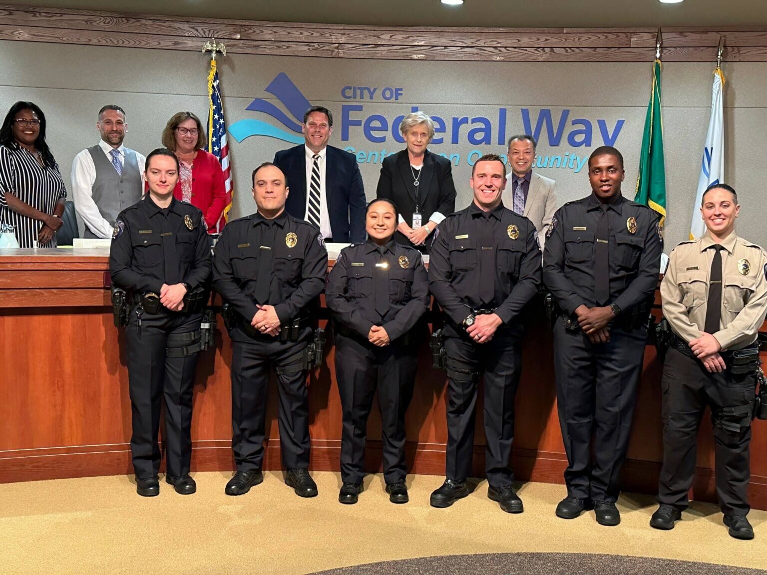 Council Celebrates New Federal Way Police Officers Federal Way Mirror 5545