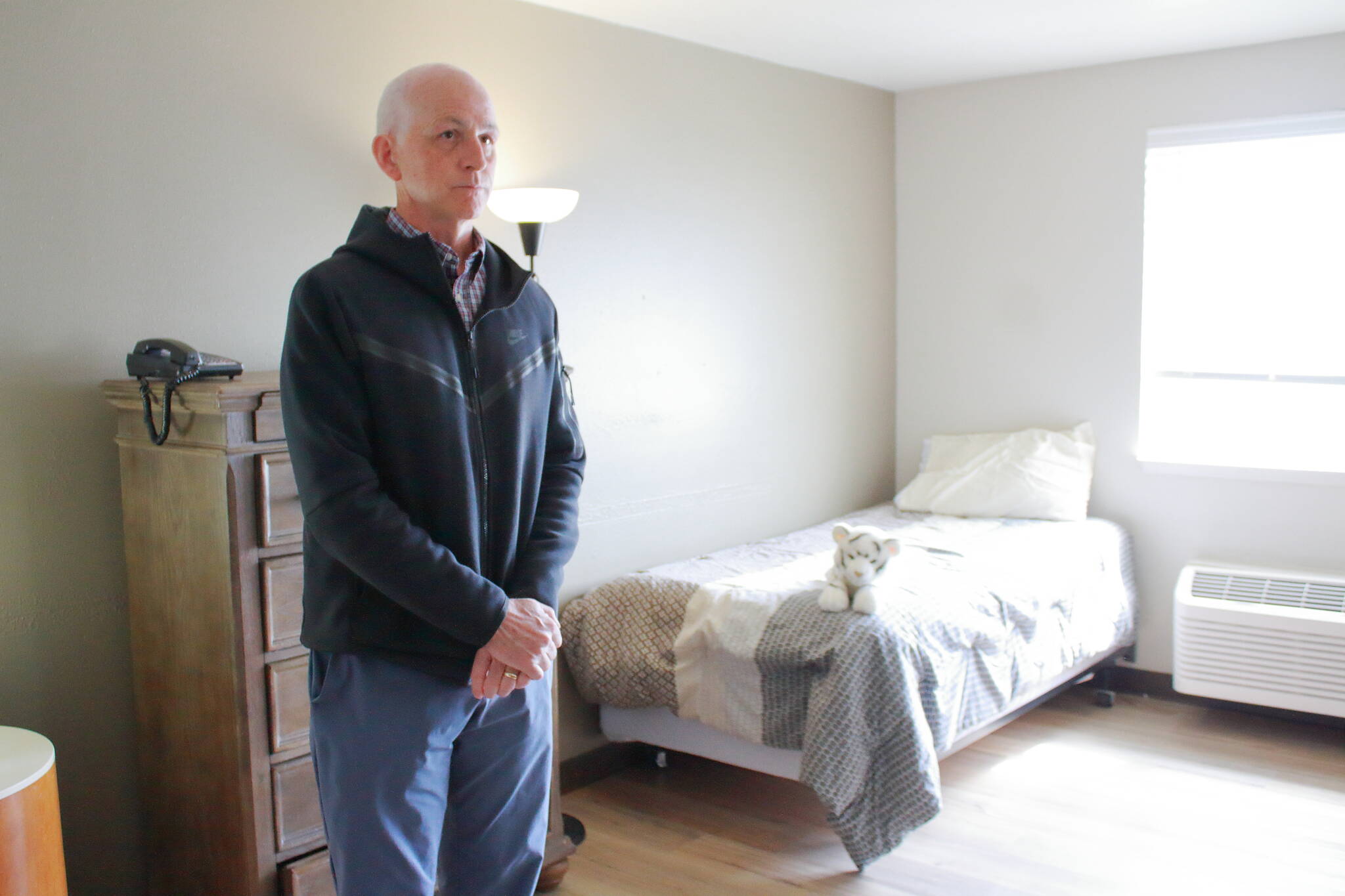 Congressman Adam Smith in a room at the Pete Andersen Family Shelter by FUSION. Photo by Keelin Everly-Lang/The Mirror