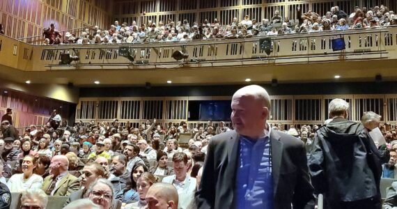 Packed theater at the Mayor’s 2024 State of the City Address. Photo by Keelin Everly-Lang / The Mirror