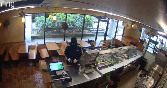 Man robbing Subway on June 14. Photo obtained from Federal Way Police Department Public Records