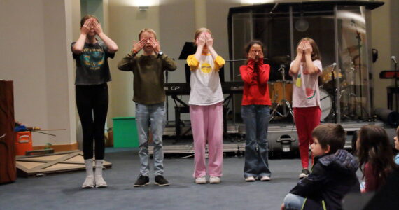 Young actors rehearse for the upcoming production of “The Wizard of Oz” by St. Luke’s Theatre in Federal Way. Photo by Keelin Everly-Lang / the Mirror