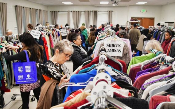 The South King Tool Library held a “clothing swap” on Nov. 2, and more than 1,000 pounds of gently used clothing were put back into use. Photo courtesy of Bruce Honda