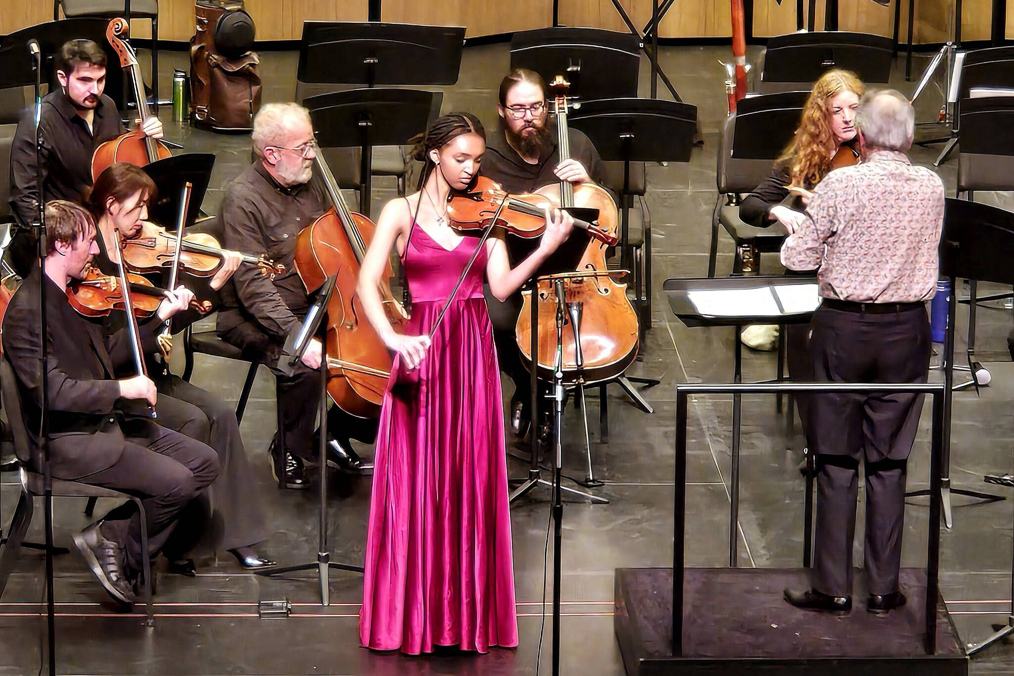 Eden Pawlos from Key to Change performed a three movement solo during the Vivaldi piece at the Federal Way Symphony’s holiday concert on Saturday, December 7. Photo by Keelin Everly-Lang / The Mirror